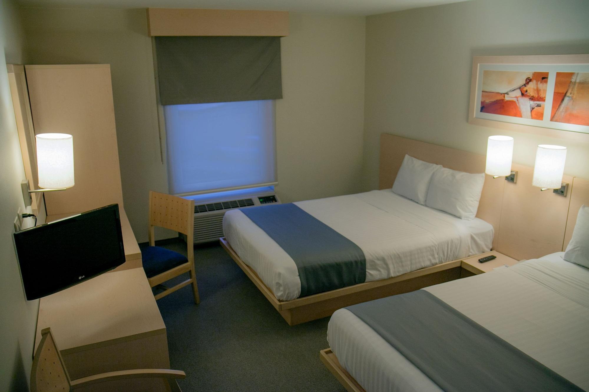 City Express By Marriott Saltillo Sur Extérieur photo