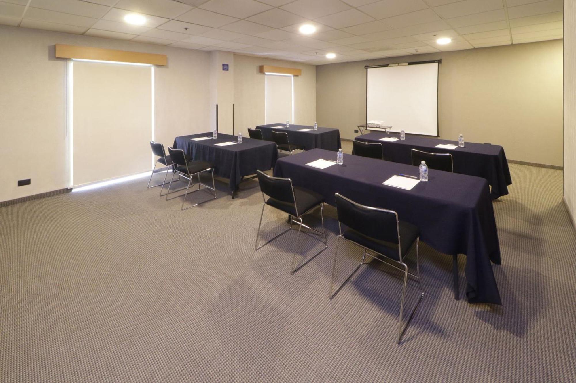 City Express By Marriott Saltillo Sur Extérieur photo
