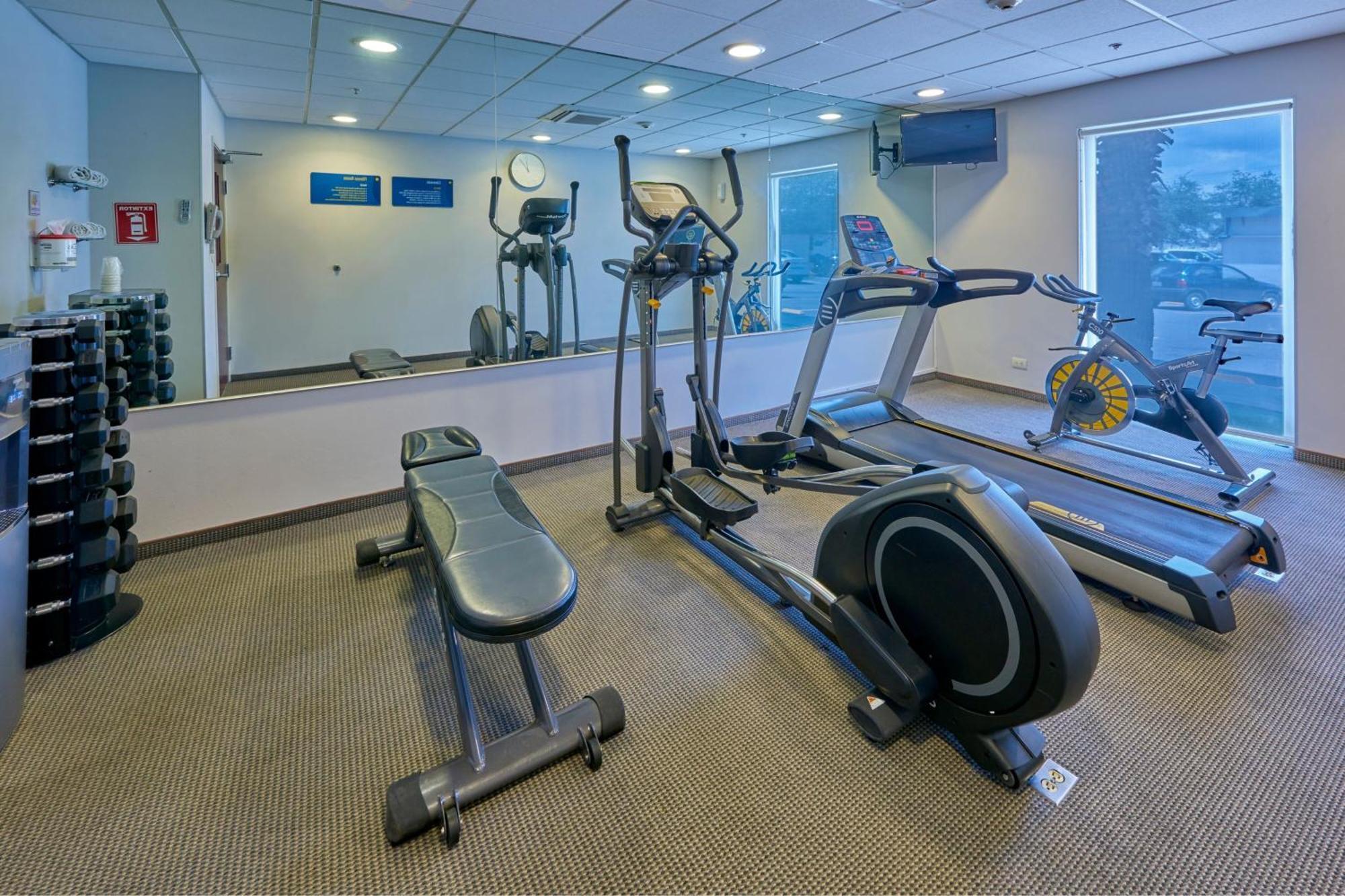 City Express By Marriott Saltillo Sur Extérieur photo
