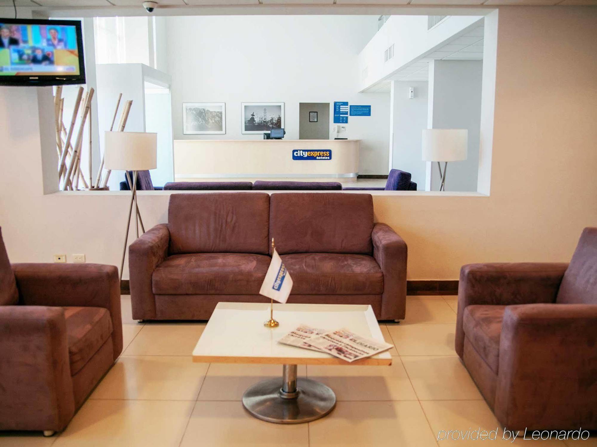 City Express By Marriott Saltillo Sur Extérieur photo